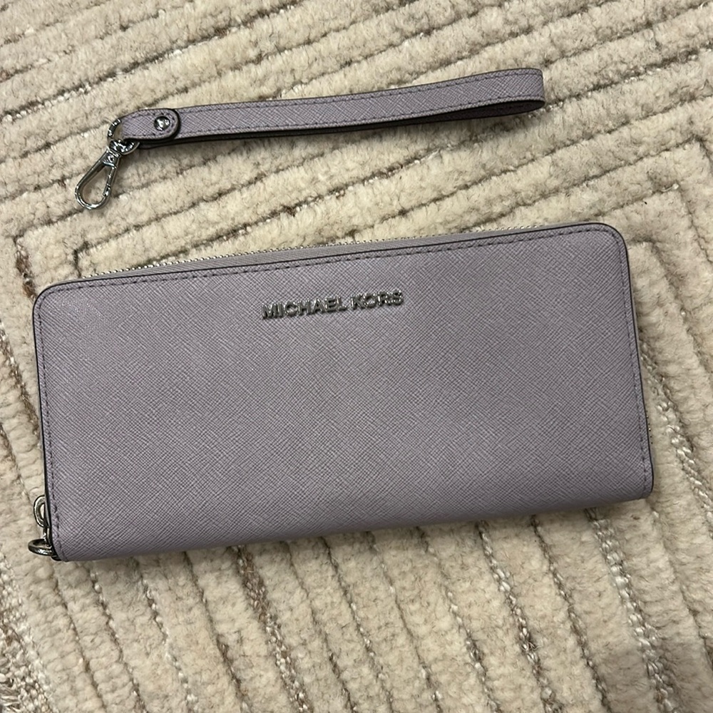 Michael Kors Wallet/Wristlet